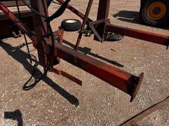 Hydraulic Loader Attachment w/ 7' Bucket