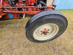Ford 881 Select-O-Speed Tractor w/Blade