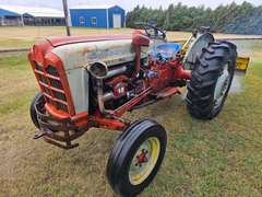 Ford 881 Select-O-Speed Tractor w/Blade