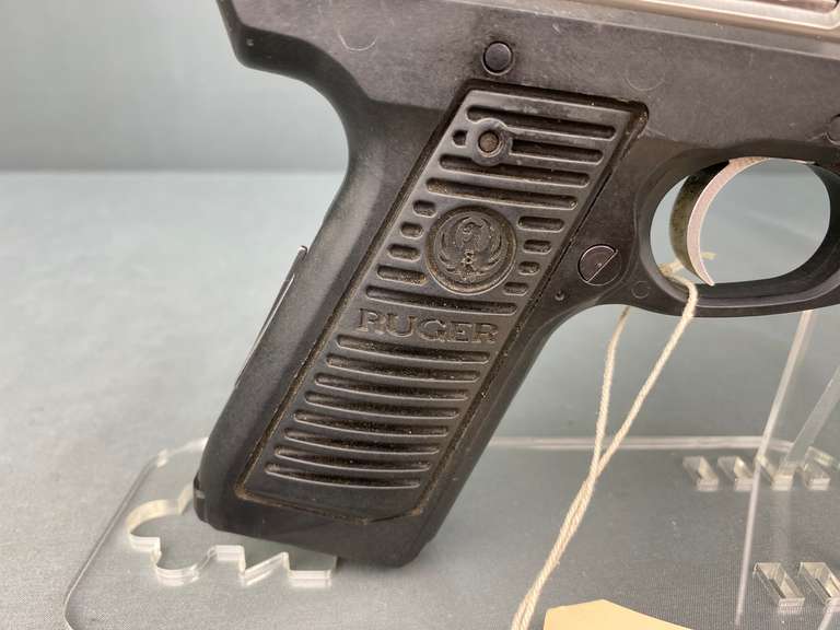 Ruger 22/45 Target 22LR Semi-Auto Pistol w/soft case #220-29501