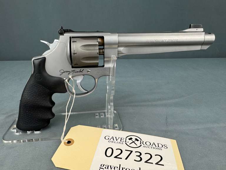 Smith & Wesson 929 Performance Center 9mm Revolver w/hard case #CZR7757