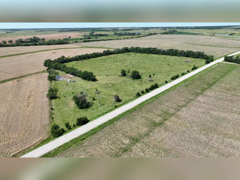 Tract 1: 15.4± Acres