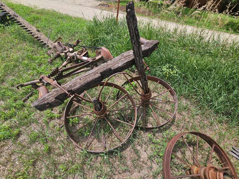 (4) Antique Metal Wheels