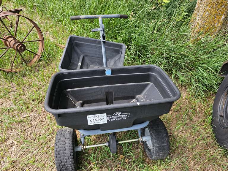 (2) Lawn Spreaders