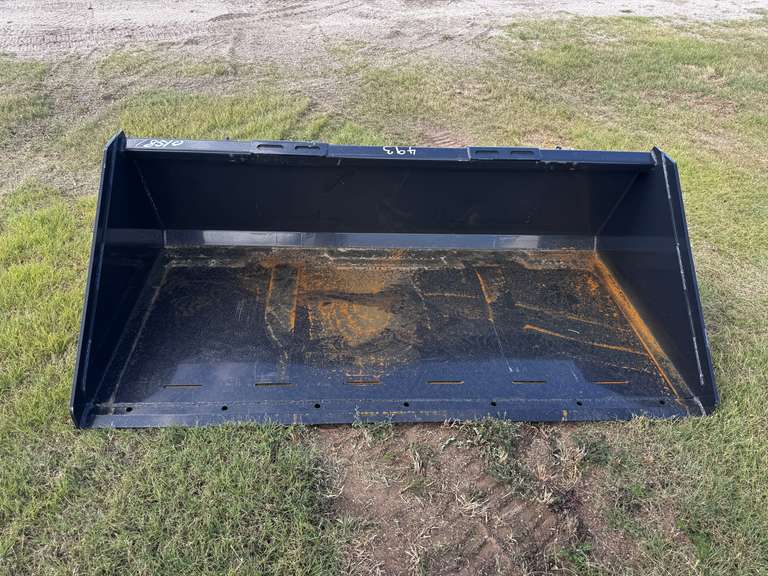 2025 Wolverine 74" Smooth Bucket
