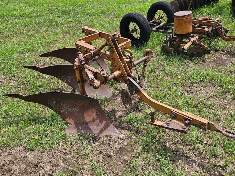 3-Bottom Plow
