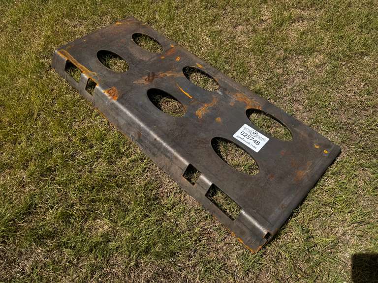 Universal Skid Steer Hitch Plate