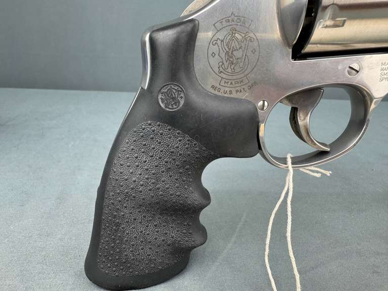 Smith & Wesson 610-2 Classic 10mm Revolver w/hard case #CEK0510