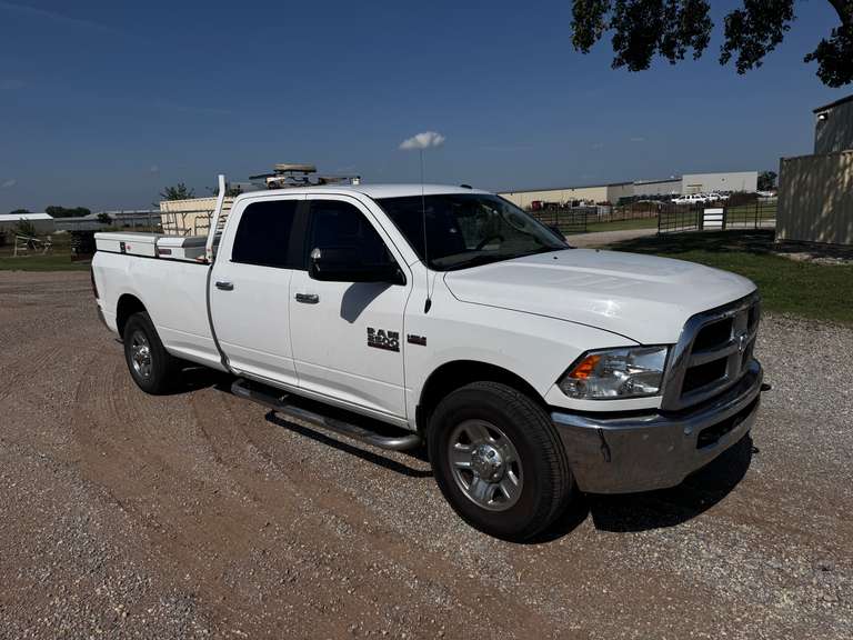 2015 Ram 2500 SLT 4x2 Truck