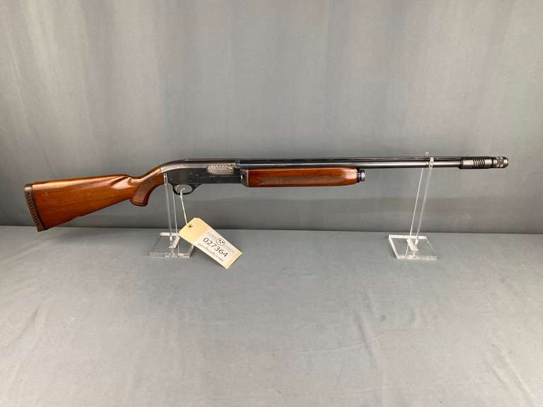 JC Higgins 66 12ga Semi-Auto Shotgun w/soft case #NVSN