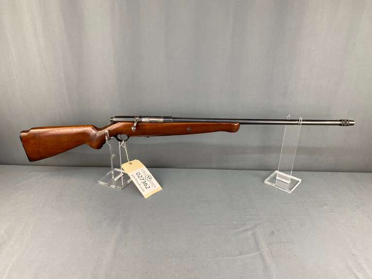 Mossberg 185D-B 20ga Bolt Shotgun w/2 chokes & soft case #NVSN