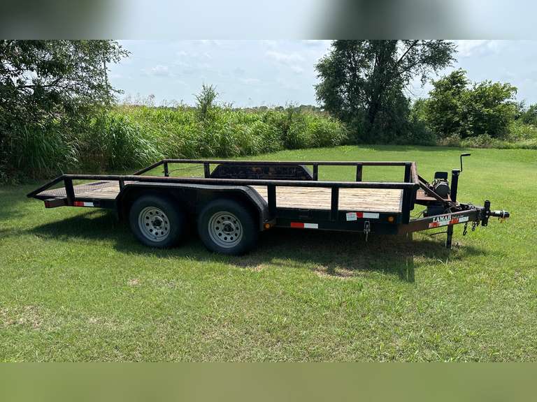 2008 Lamar 15'8" x 7' Tilt Trailer