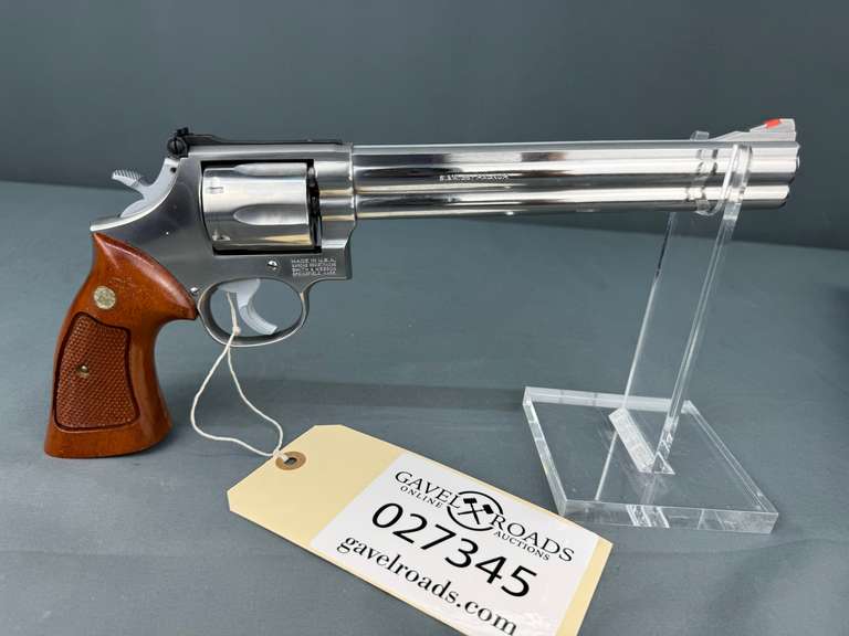 Smith & Wesson 686 357Mag Revolver w/box #ACL0240