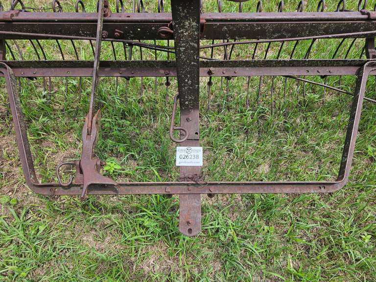 Metal Wheel Rake