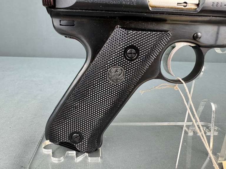 Ruger MK II 22LR Semi-Auto Pistol w/hard case #221-85031