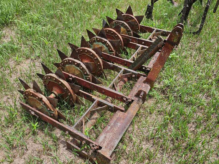 3-Point Cultivator