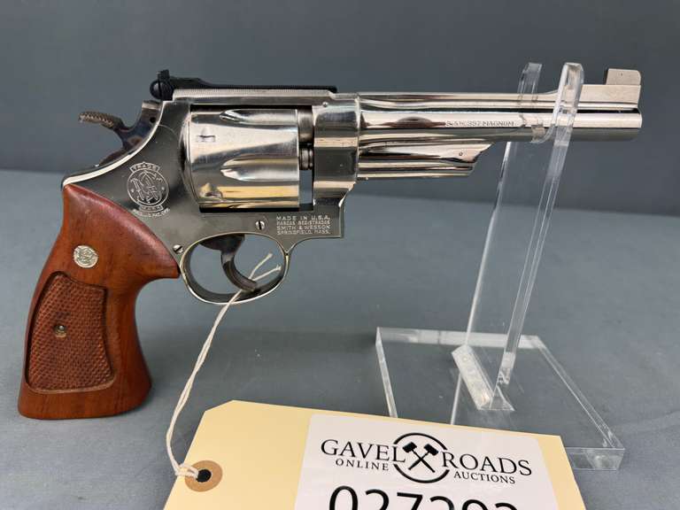 Smith & Wesson 27-2 357Mag Revolver w/Wooden Box #693488