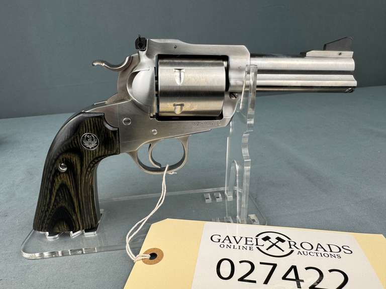Ruger 818 New Model Super Blackhawk 44Mag Revolver w/hard case #87-98782