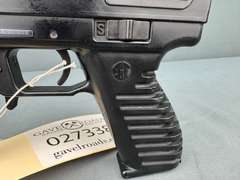 Intratec Sport 22 22LR Semi-Auto Pistol w/hard case #K009236