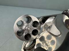 Smith & Wesson 610-2 Classic 10mm Revolver w/hard case #CEK0510