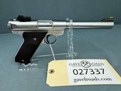 Ruger Mark II Target 22LR Semi-Auto Pistol w/hard case #221-41447