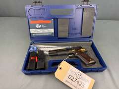 Colt 1991GUSMA US Military Academy Class of 2002 45Auto Semi-Auto Pistol w/case NIB #USMA02138