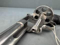 Smith & Wesson 610-2 Classic 10mm Revolver w/hard case #CEK0510
