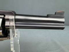 Ruger New Model Blackhawk 41Mag Revolver w/hard case #46-65661
