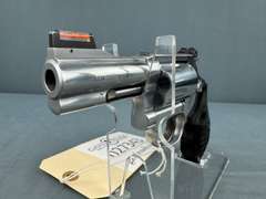 Smith & Wesson 60-15 357Mag Revolver w/hard case #CNV1078