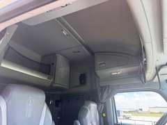 2018 Kenworth T680 Semi Truck