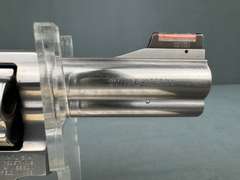 Smith & Wesson 60-15 357Mag Revolver w/hard case #CNV1078