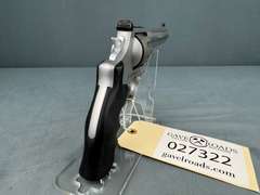 Smith & Wesson 929 Performance Center 9mm Revolver w/hard case #CZR7757
