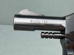 H&R 732 32S&W Revolver #AH36287 w/1 box Ammunition