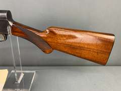 Browning Light Twelve 12ga Semi-Auto Shotgun w/soft case #9G62410