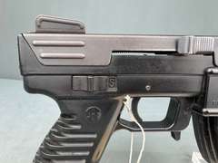 Intratec Sport 22 22LR Semi-Auto Pistol w/hard case #K009236