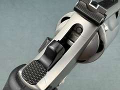 Smith & Wesson 69 44Mag Revolver w/hard case #DMZ6045