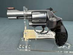 Smith & Wesson 60-15 357Mag Revolver w/hard case #CNV1078