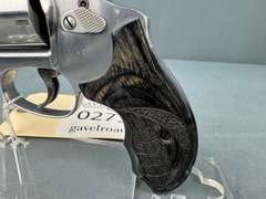 Smith & Wesson 60-15 357Mag Revolver w/hard case #CNV1078