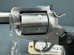 Ruger 818 New Model Super Blackhawk 44Mag Revolver w/hard case #87-98782