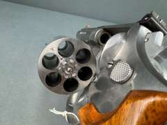 Smith & Wesson 629-1 44Mag Revolver w/box #AYC5910