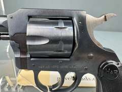 H&R 732 32S&W Revolver #AH36287 w/1 box Ammunition
