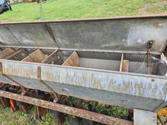 Metal Wheel Planter