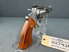 Smith & Wesson 629-1 44Mag Revolver w/box #AYC5910
