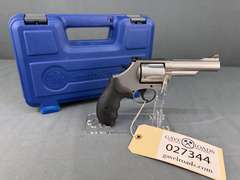 Smith & Wesson 69 44Mag Revolver w/hard case #DMZ6045