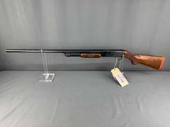 Ithaca 37 Featherlight Ducks Unlimited 12ga Pump Shotgun w/hard case #40DU0635