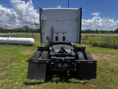 2018 Kenworth T680 Semi Truck