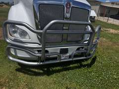 2018 Kenworth T680 Semi Truck