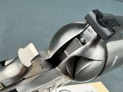 Ruger 818 New Model Super Blackhawk 44Mag Revolver w/hard case #87-98782