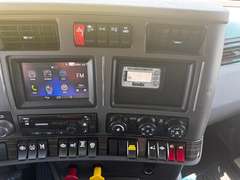 2018 Kenworth T680 Semi Truck