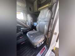 2018 Kenworth T680 Semi Truck